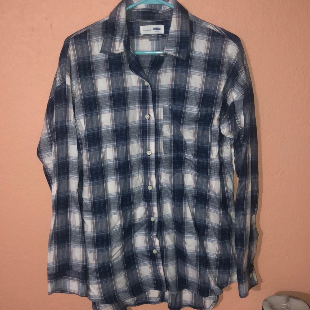 Women’s Old Navy button up size medium